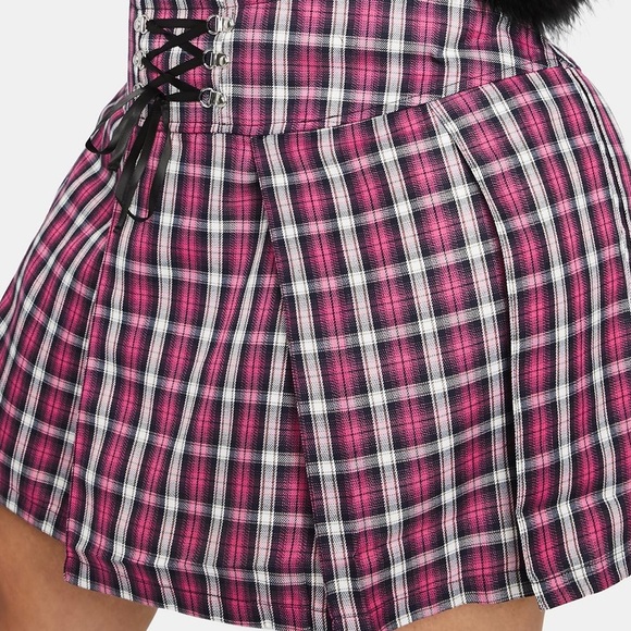 horiscope Dresses & Skirts - Pink plaid pleated skirt